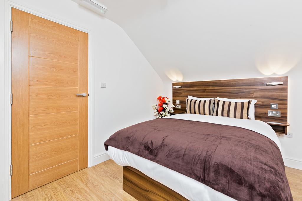 Book Today At Metro Serviced Apartments Bedford - Metro House ,Free Wifi ภายนอก รูปภาพ