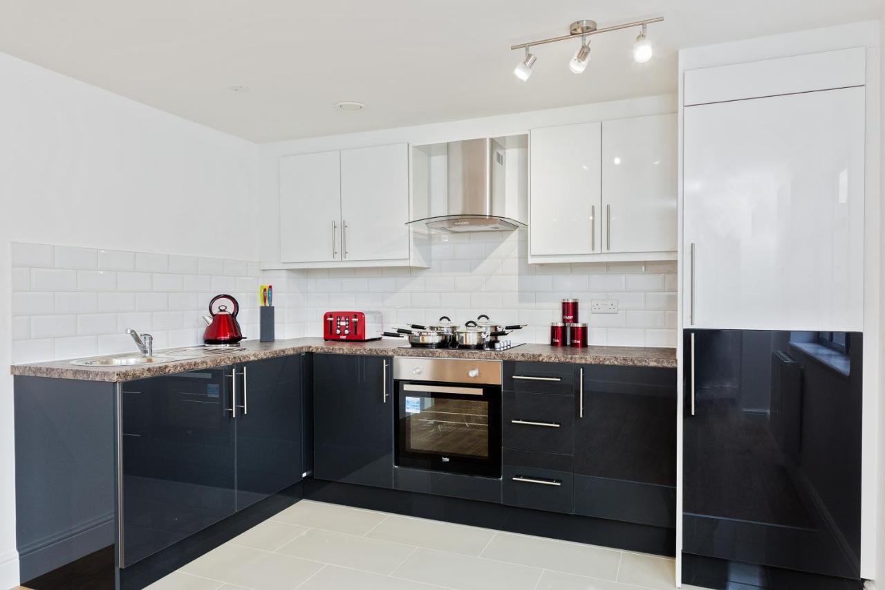 Book Today At Metro Serviced Apartments Bedford - Metro House ,Free Wifi ภายนอก รูปภาพ